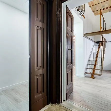 Διαμέρισμα Inner House 3 *